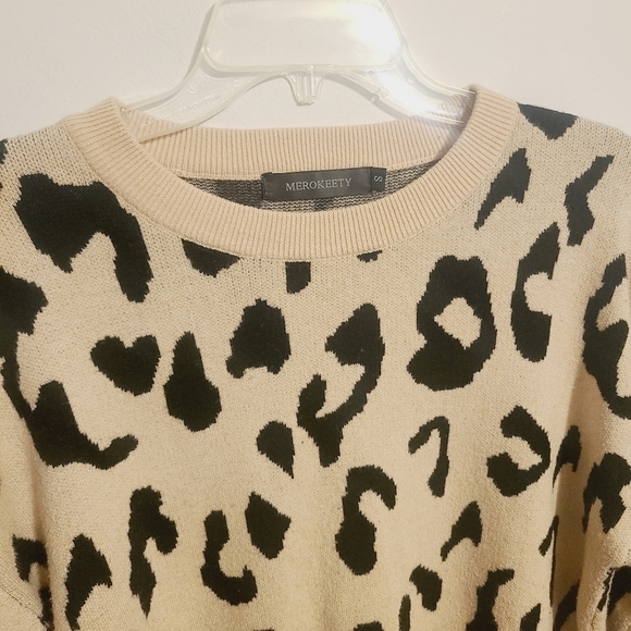 Merokeety | Women's Animal Print Balloon Sleeve Crewneck Sweater (Size Small) - Picture 5 of 11
